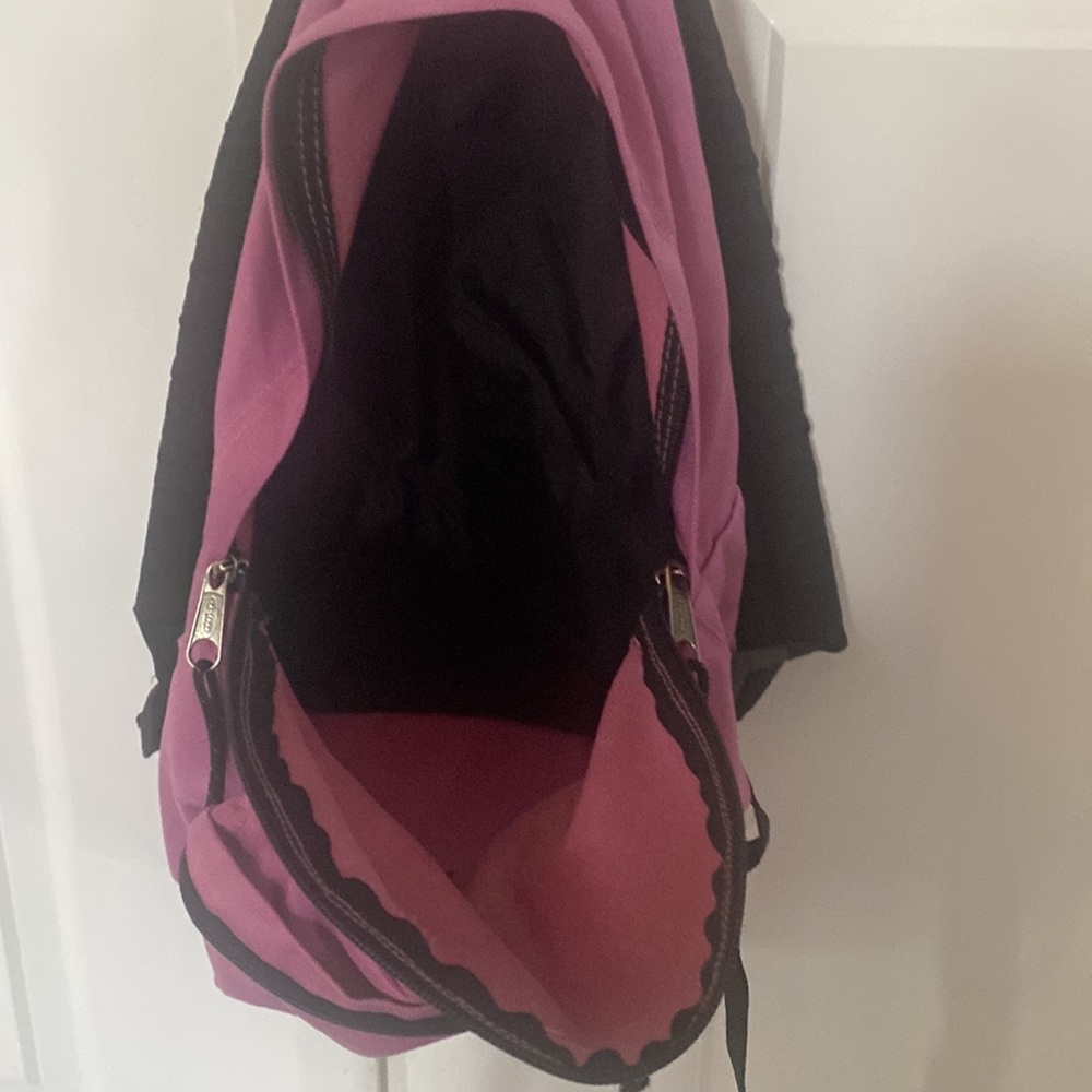 Eastpak USA small fuchsia backpack - Picture 9 of 10